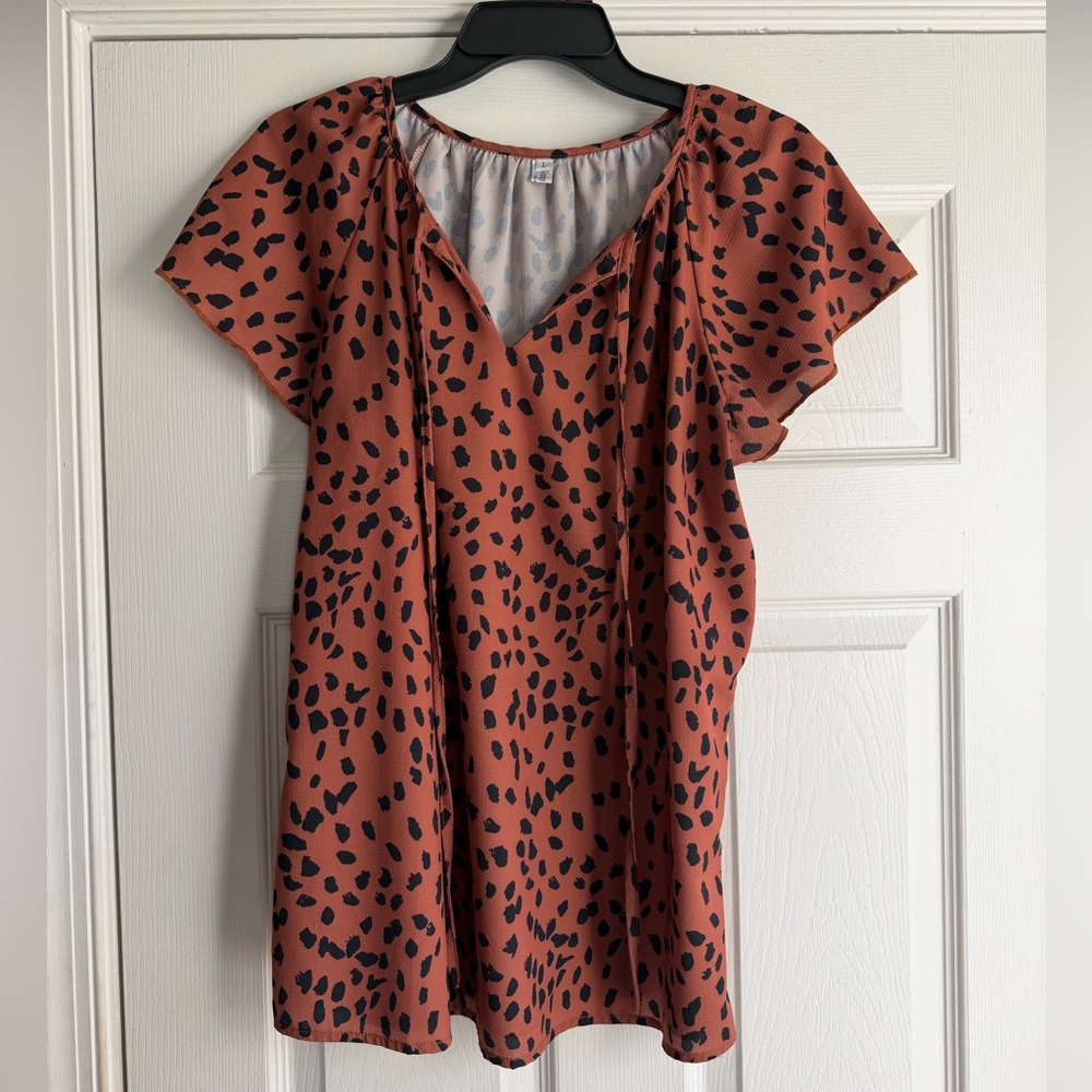 Rust Spot Print Flutter Sleeve Top